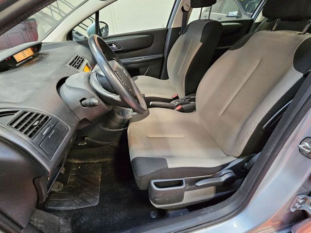 CITROEN C4 1.4 16v Cool