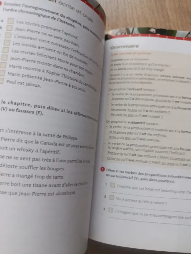 Au Lis Des Vallees [With CD (Audio)] (Lire Et S...