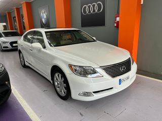 Lexus LS 460