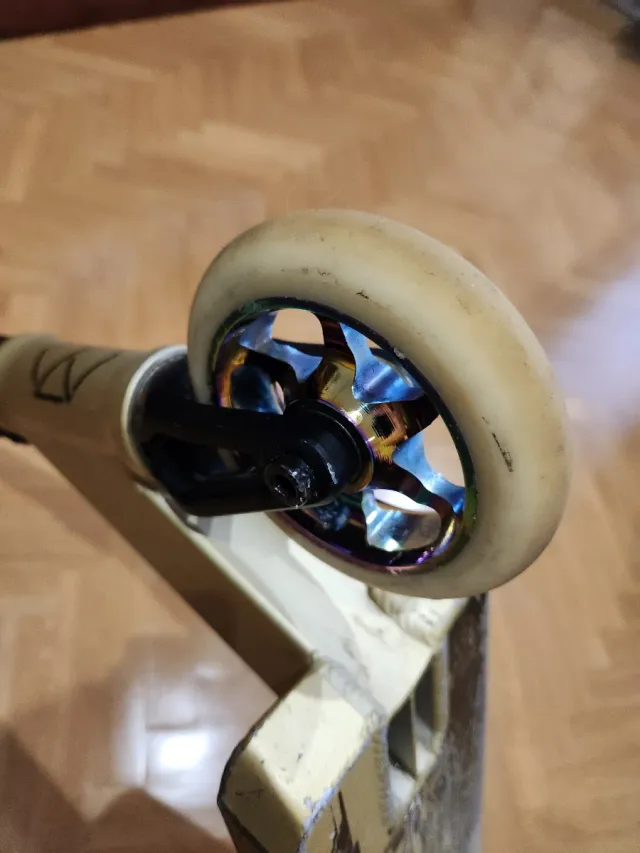 Patinete Scooter Native Stem Raw Edición Oro