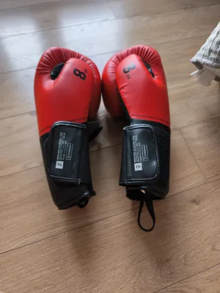 Guantes y vendas boxeo rojos 8 oz