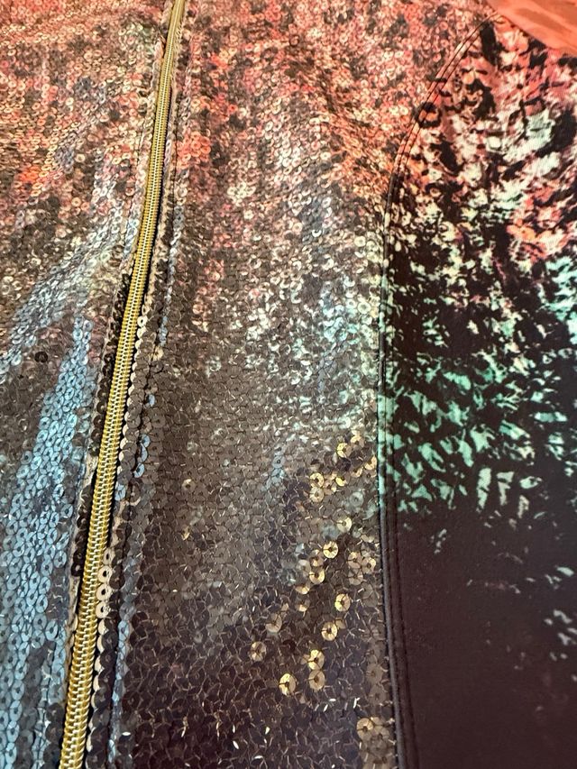 Casaco Feminino Neoprene Lantejoulas