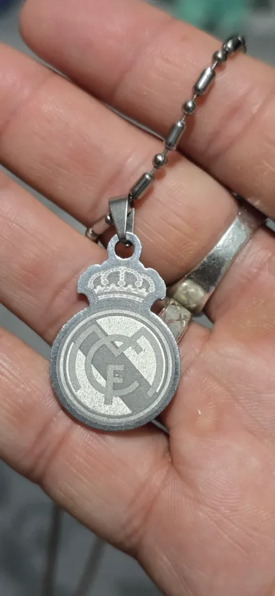 Collar y colgante Real Madrid