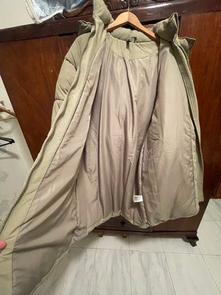 Abrigo acolchado largo señora beige