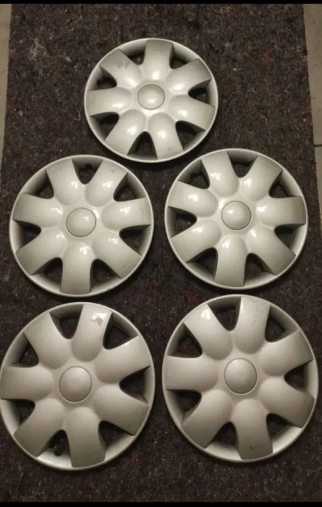5 Tapacubos Rin 14 Aceptables