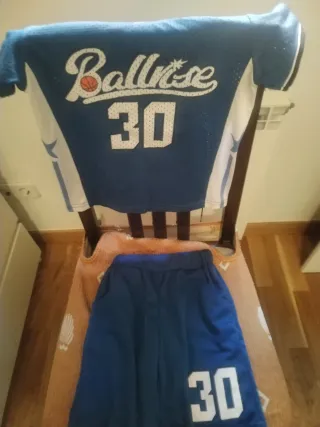 Conjunto deportivo niño verano