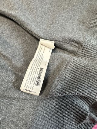 Sudadera gris con cremallera cuello redondo Zara