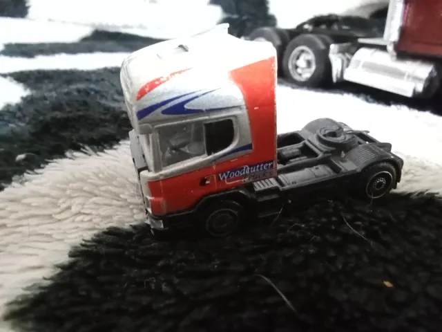 Camión Scania Juguete con remolque