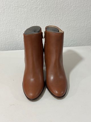 Botín Latouche Piel Marrón Tacón