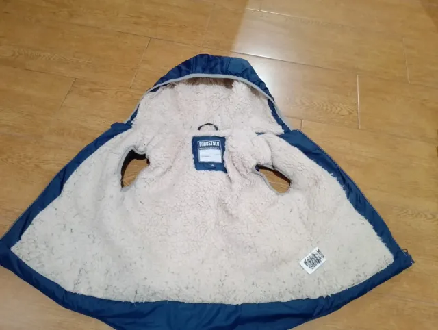 Chaleco azul talla 7-8 con borreguillo