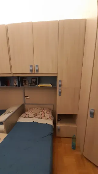Camera 2 letti singoli, armadio a ponte