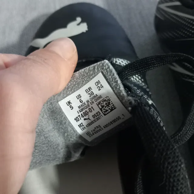 Botas de fútbol Puma Talla 38