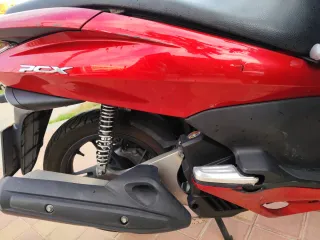 Honda PCX 125 Roja