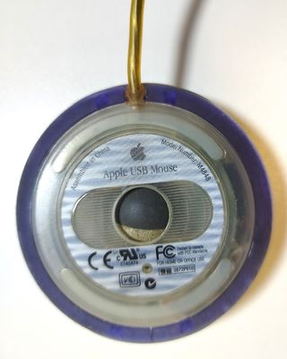 Mouse Apple Hockey Puck USB (1998)