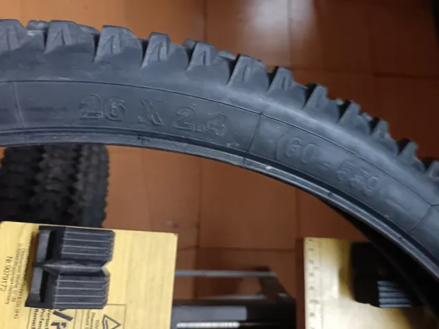 Lote di 4 ruote per bicicletta MTB varie marche 26"