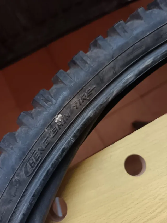 Lote di 4 ruote per bicicletta MTB varie marche 26"