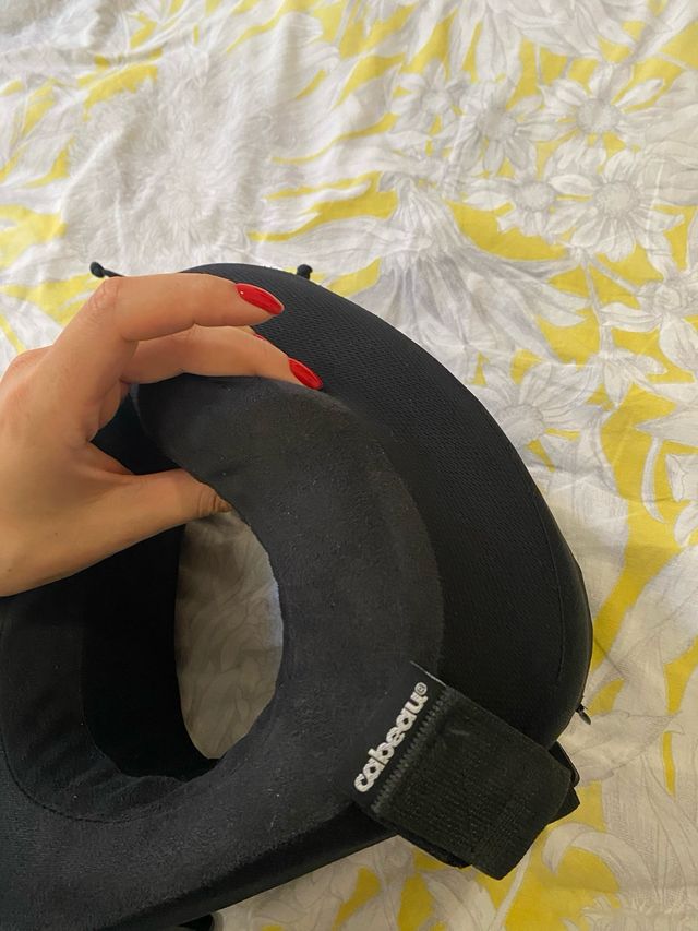 Cojín de viaje Cabeau para cuello