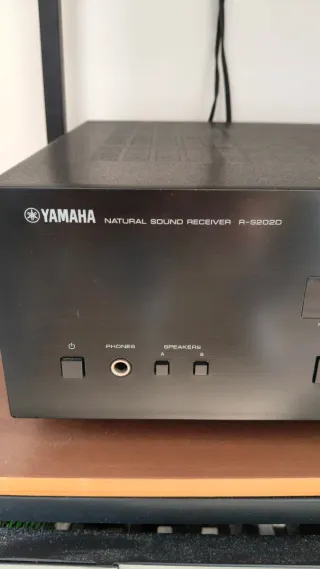 Amplificador Yamaha R S202D Negro