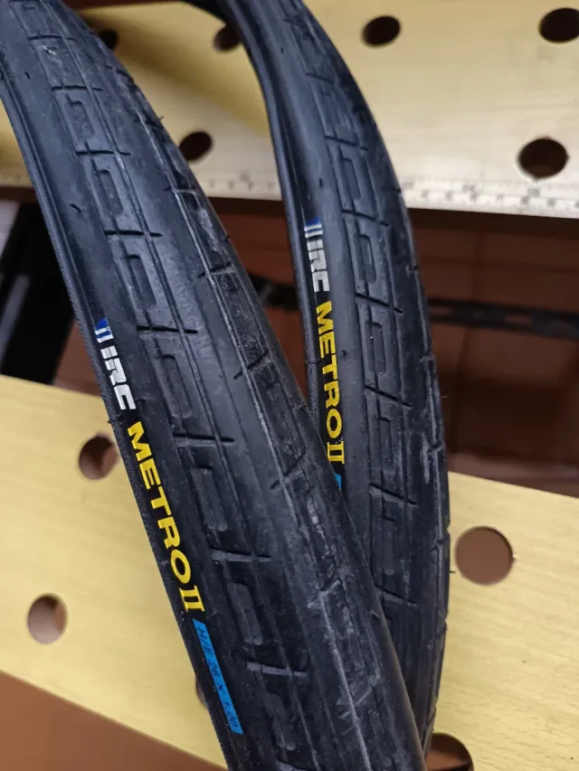 LOTE 2 PAREJAS DI RUOTE PER BICICLETTA FINE DA 26"