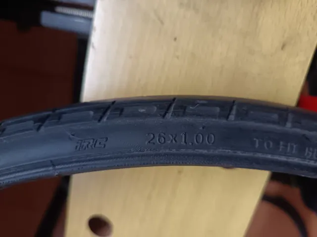 LOTE 2 PAREJAS DI RUOTE PER BICICLETTA FINE DA 26"