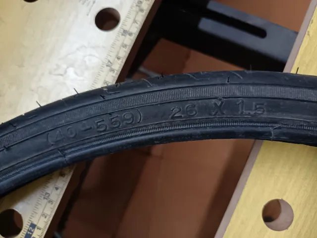 LOTE 2 PAREJAS DI RUOTE PER BICICLETTA FINE DA 26"