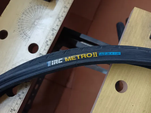 LOTE 2 PAREJAS DI RUOTE PER BICICLETTA FINE DA 26"