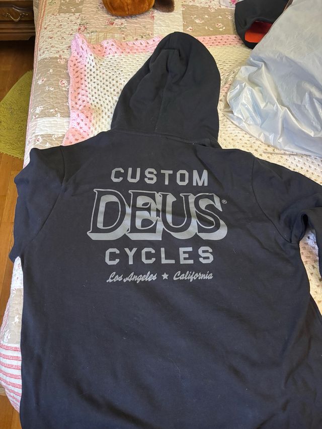 Felpa Deus Ex Machina Nera con cappuccio