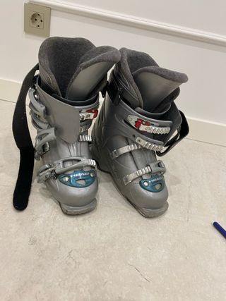 Botas de esquí HEAD grises y plateadas