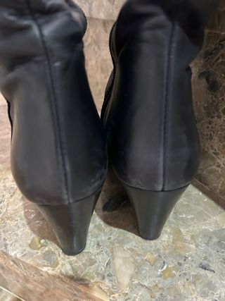 Botas de piel Pedro Miralles negras