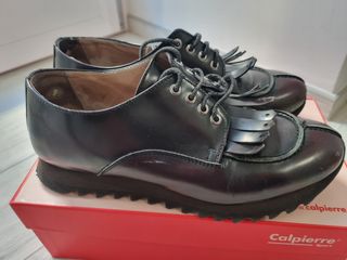 Calpierre scarpe melanzana in pelle