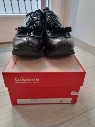 Calpierre scarpe melanzana in pelle