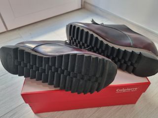 Calpierre scarpe melanzana in pelle