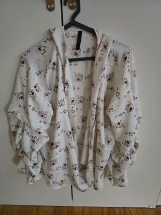 Tiffosi Blusa Estampada Flores Quimono