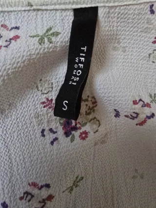 Tiffosi Blusa Estampada Flores Quimono