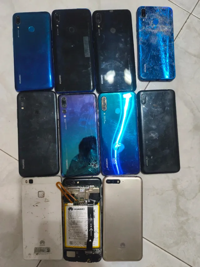 Lotto 10 Telefoni Huawei