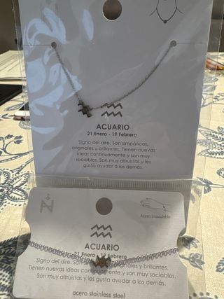 Gargantilla y pulsera Acuario color plata