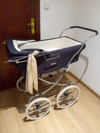 Carrito de bebé clásico azul