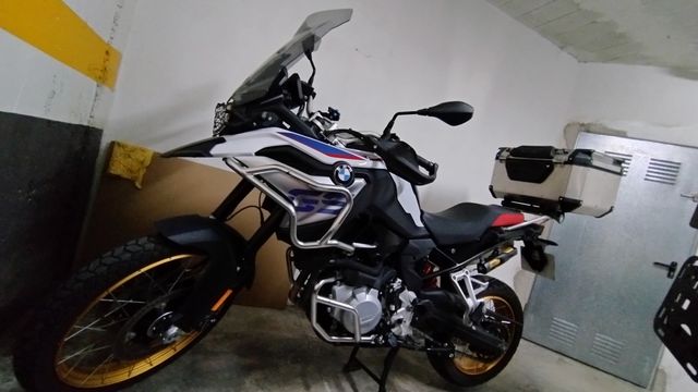 BMW F850GS