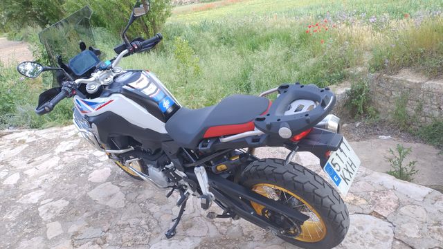 BMW F850GS