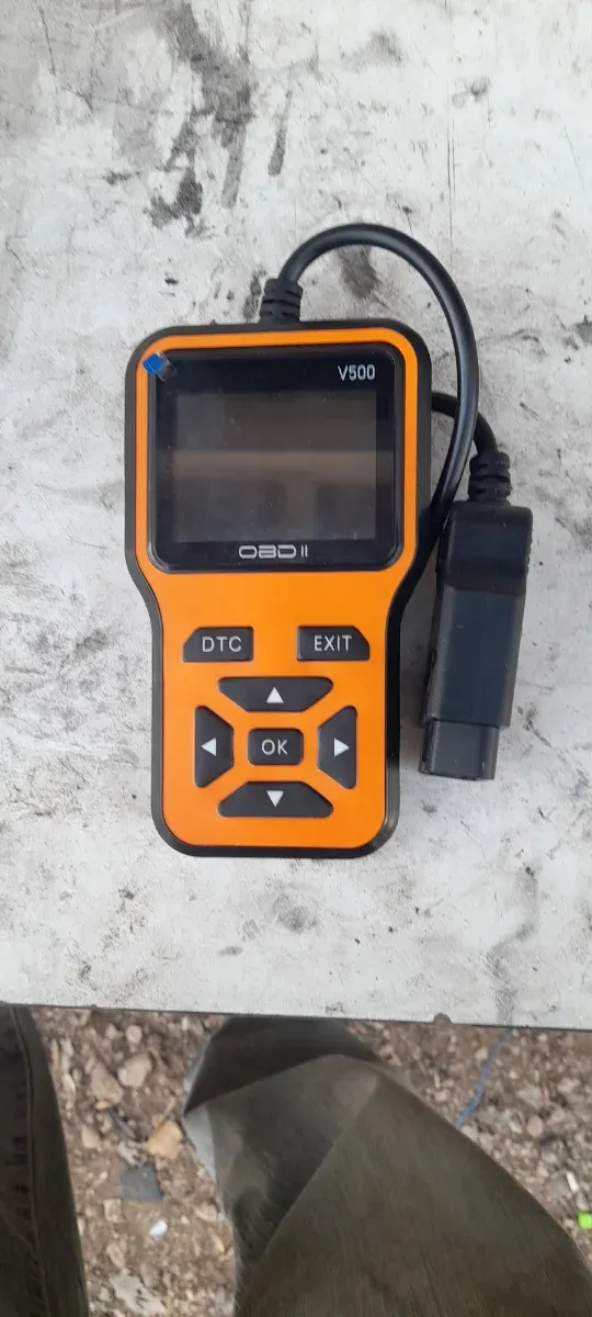 Escáner OBD II V500