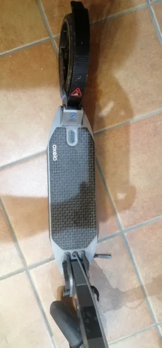 Patinete plegable gris