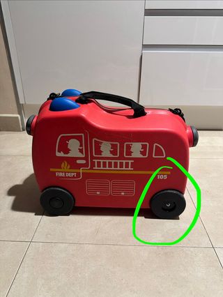 Maleta infantil bomberos ruedas y asa