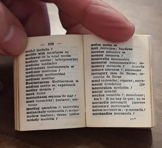 Diccionario miniatura de Langenscheidt's Lilliput