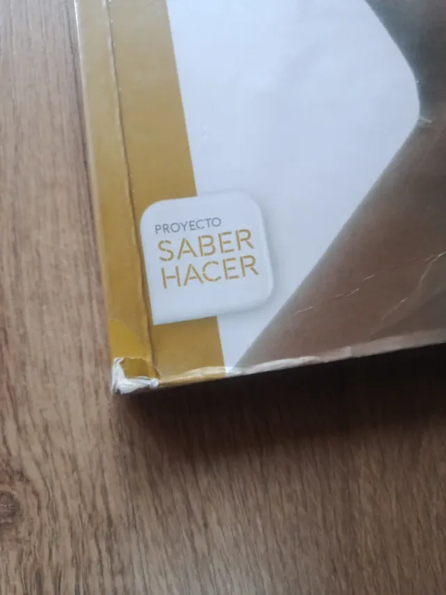 LATIN SERIE INTERPRETA BACHILLERATO SABER HACER