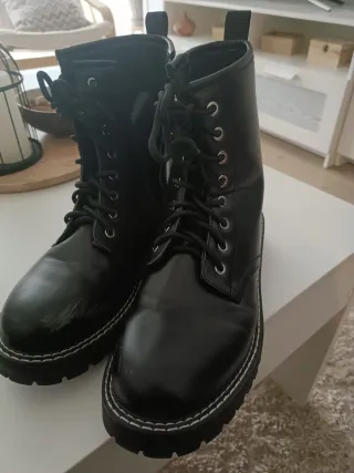 Botas militares negras