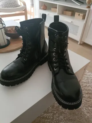 Botas militares negras