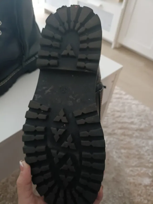 Botas militares negras