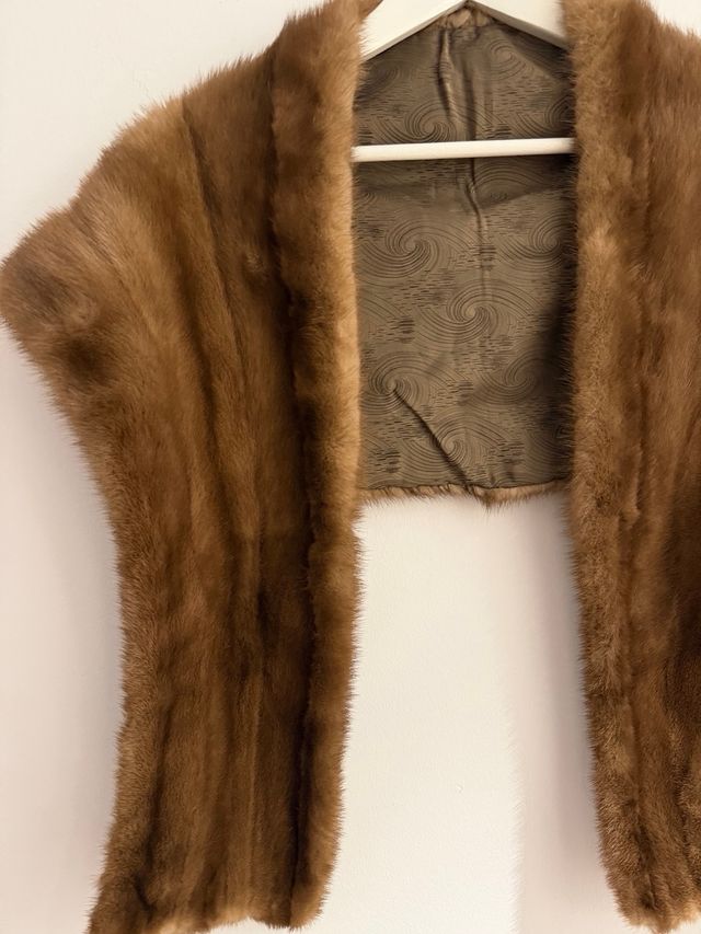 Stola di pelo marrone