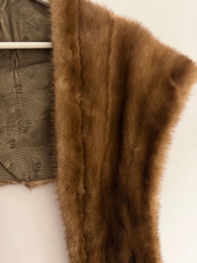 Stola di pelo marrone