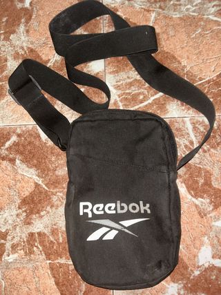 Bandolera Reebok Negra